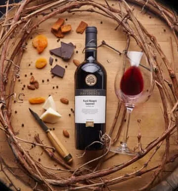 Vinăria Domeniile Davidescu - Vin Rara Neagră