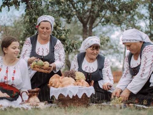 Prânz festiv tradițional festiv Cahul