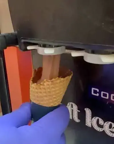 Gyropolis Cahul meniu - Îngheţată specială