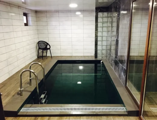 Sauna Discovery Cahul – bazin (fotografii)